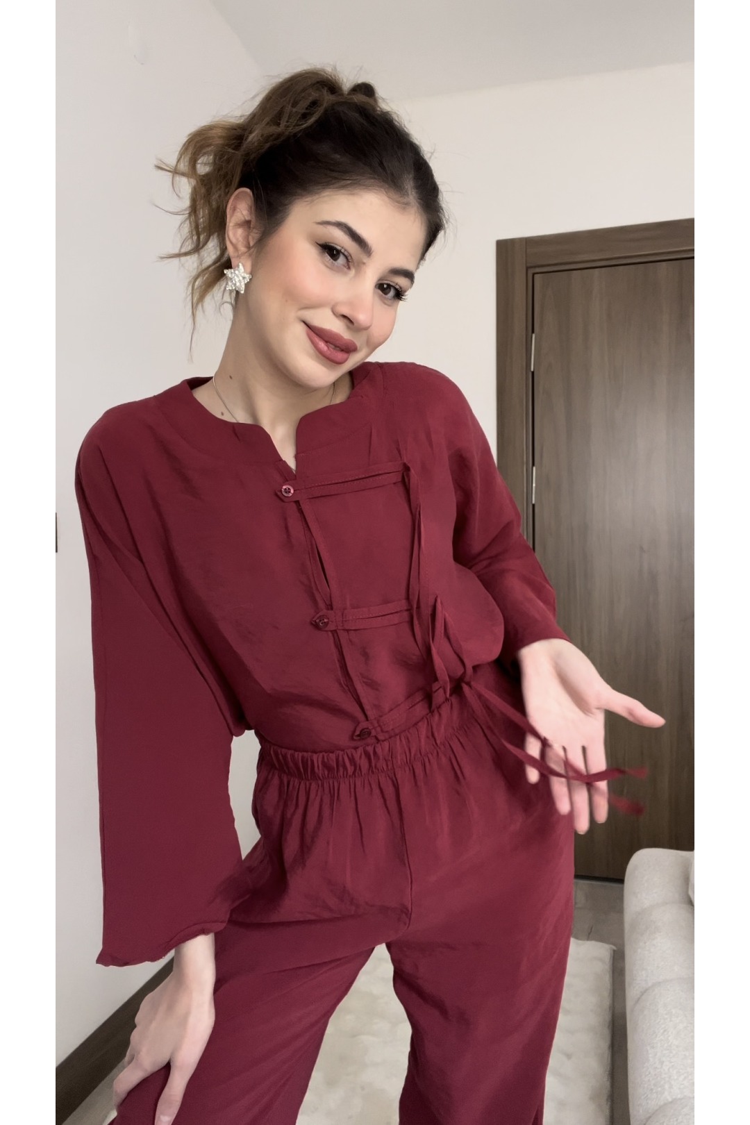 Bordo renk ip detay takım